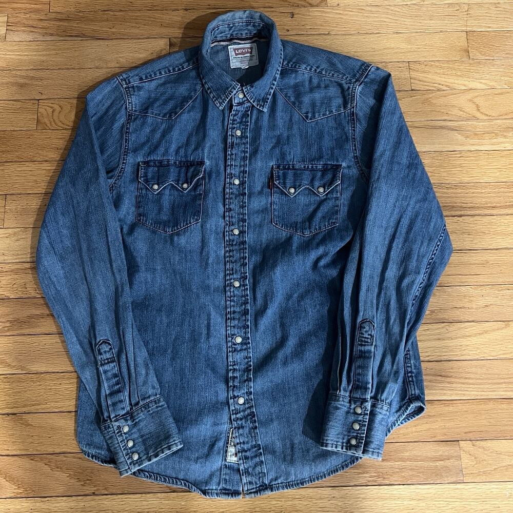 Levis Western Denim Shirt Mens M Sawtooth Pearl Snap Indigo Denim Long Sleeve